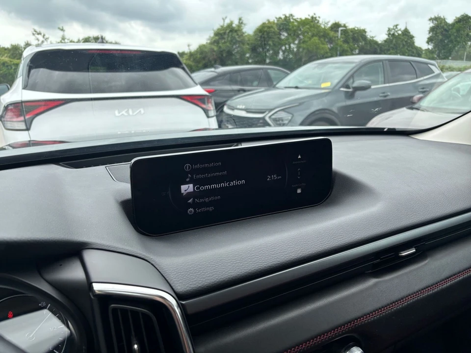 2025 Mazda CX-50 - Image 16 of 31