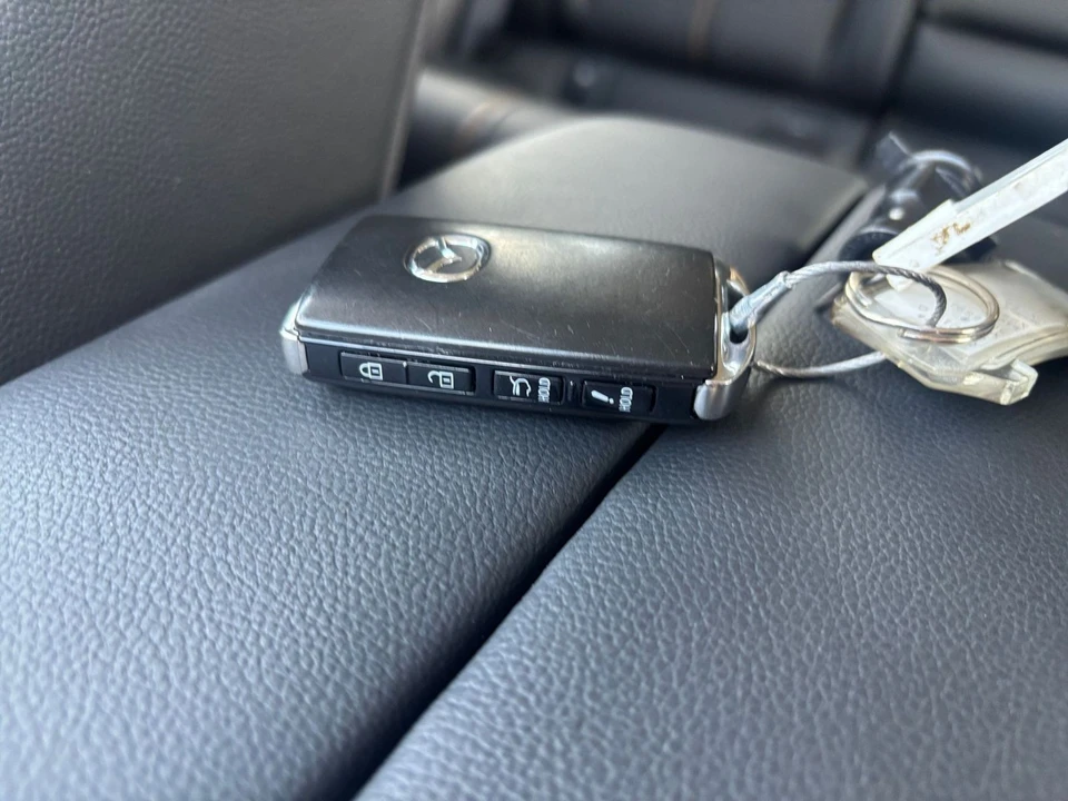 2025 Mazda CX-50 - Image 23 of 31