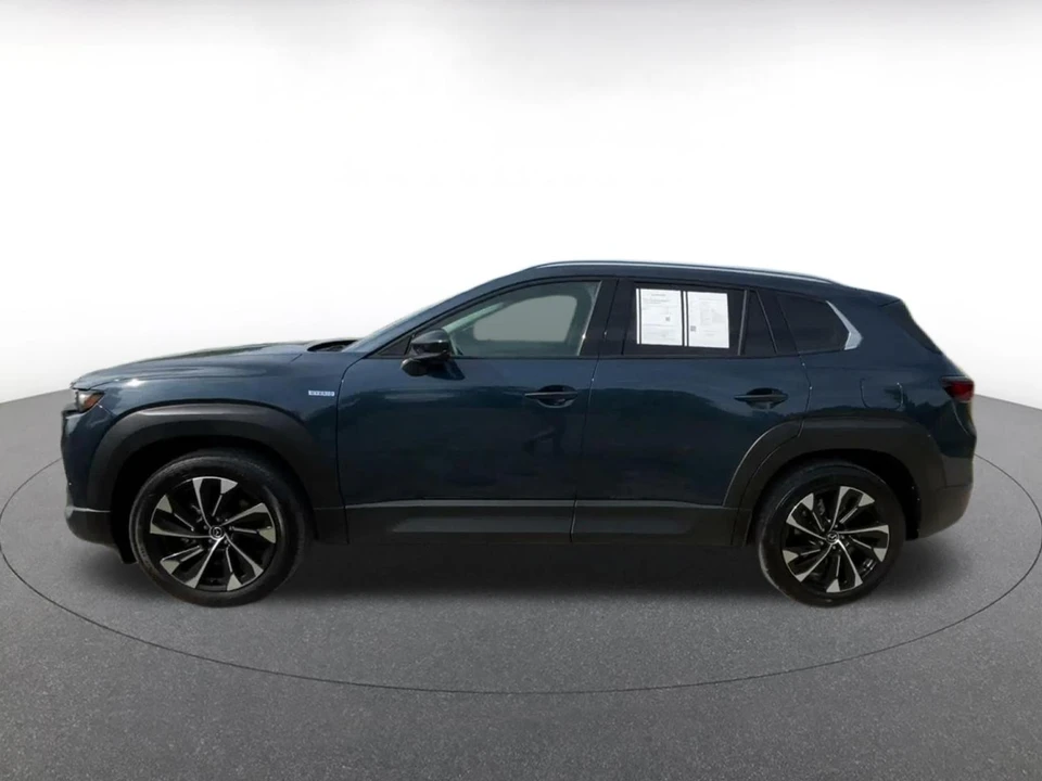2025 Mazda CX-50 - Image 9 of 31
