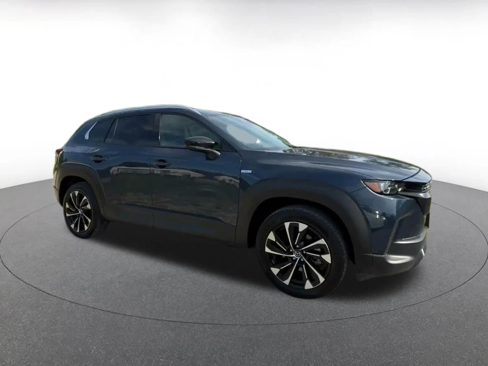 2025 Mazda CX-50 - Image 2 of 31