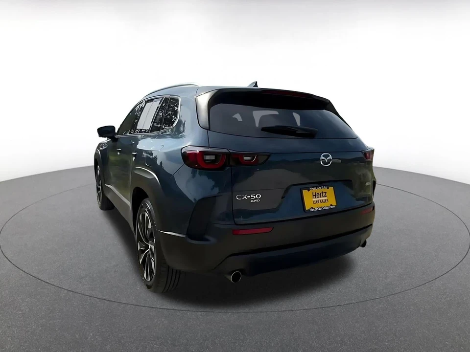 2025 Mazda CX-50 - Image 12 of 31