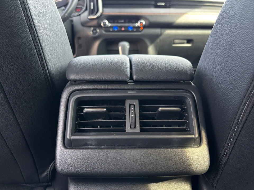 2025 Mazda CX-50 - Image 27 of 31