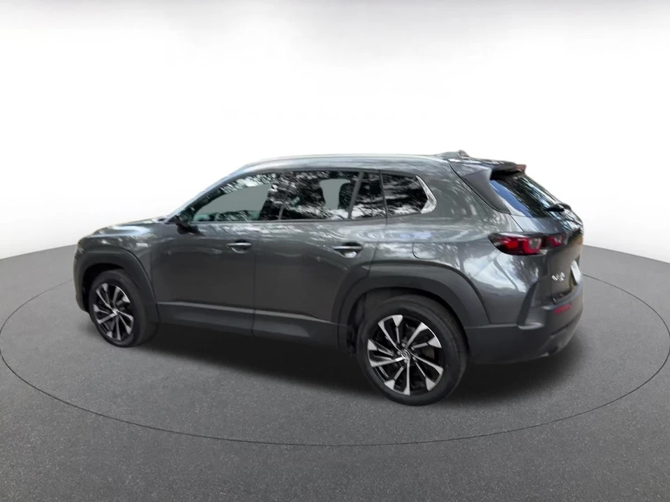 2025 Mazda CX-50 - Image 12 of 31