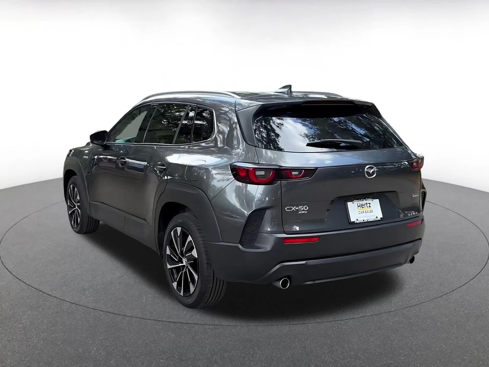 2025 Mazda CX-50 - Image 9 of 31