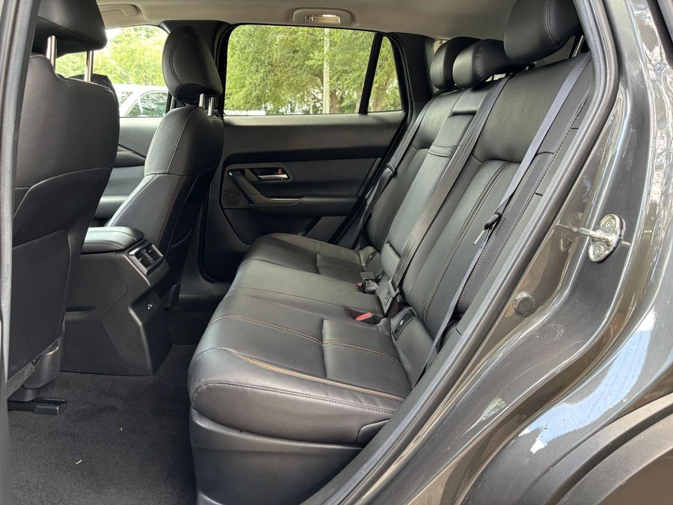 2025 Mazda CX-50 - Image 29 of 31