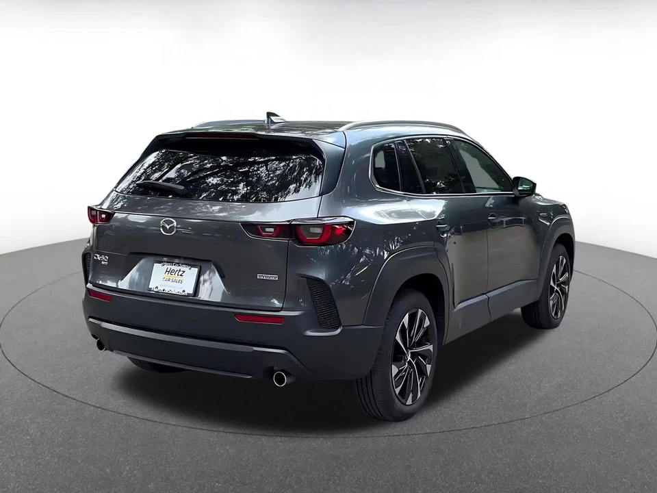 2025 Mazda CX-50 - Image 16 of 31