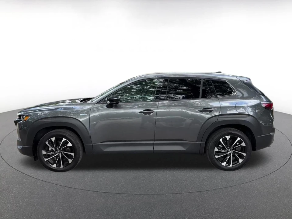 2025 Mazda CX-50 - Image 11 of 31