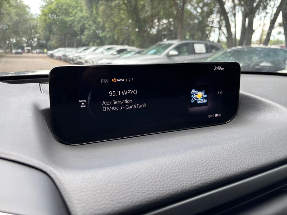 2025 Mazda CX-50 - Image 23 of 31