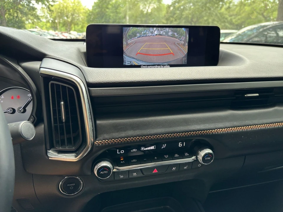2025 Mazda CX-50 - Image 19 of 31