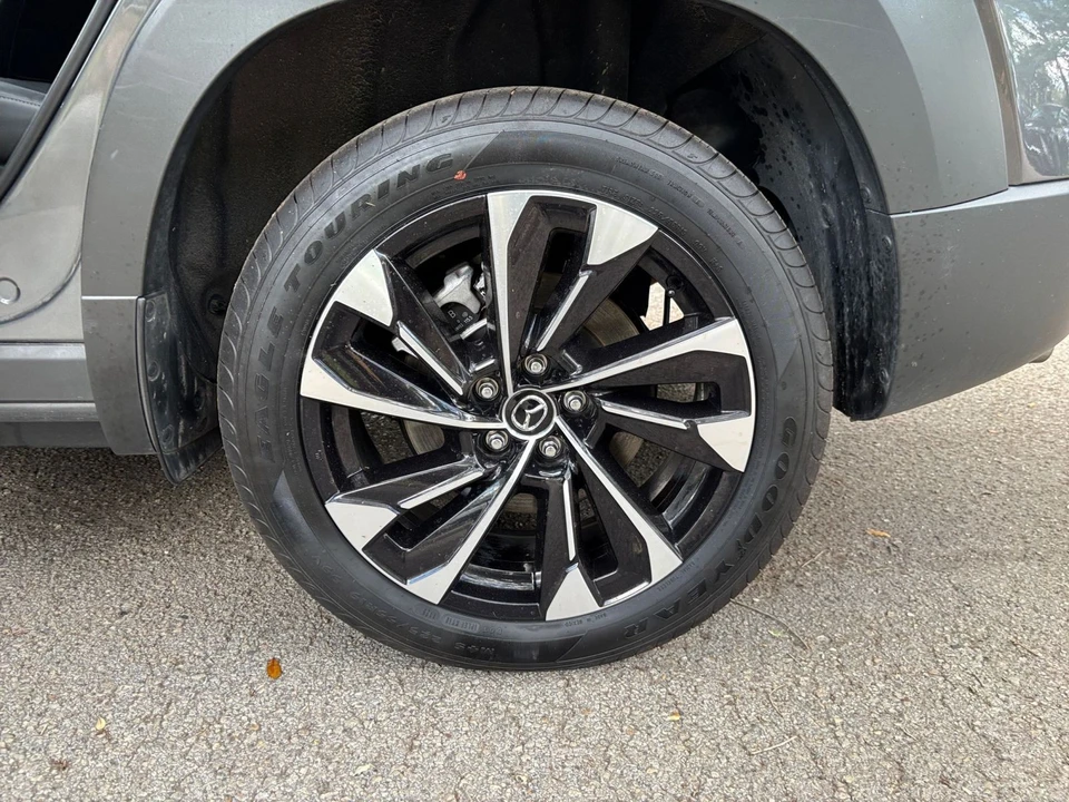 2025 Mazda CX-50 - Image 29 of 31