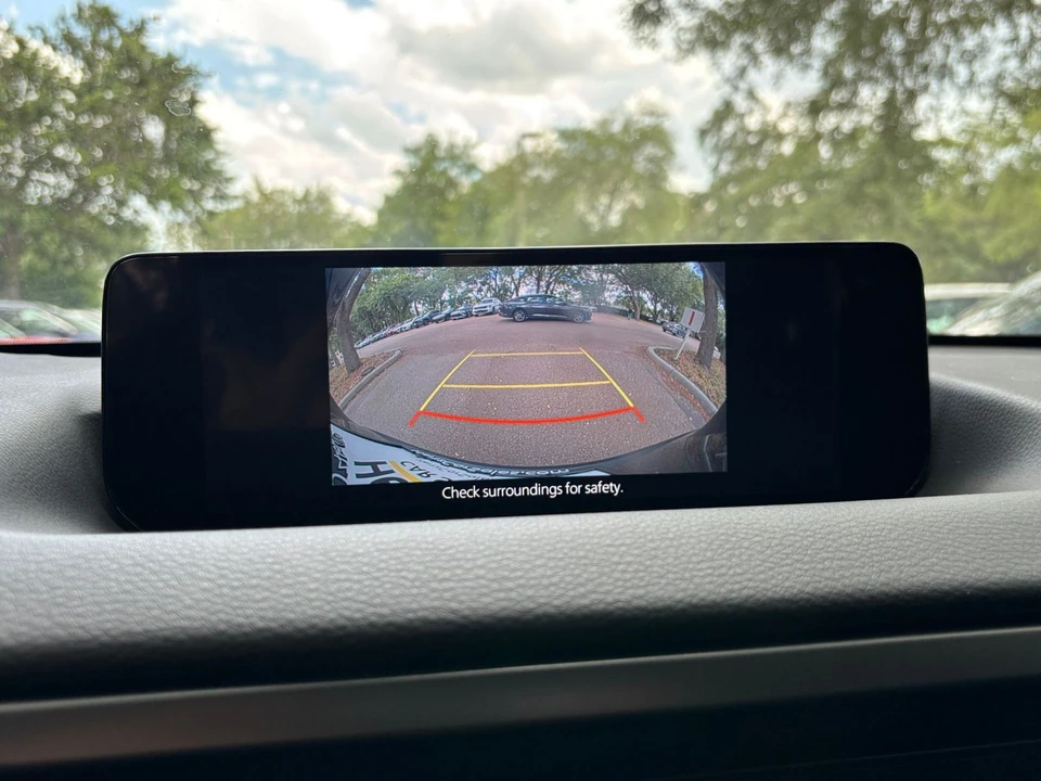 2025 Mazda CX-50 - Image 27 of 31
