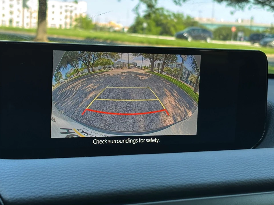 2025 Mazda CX-50 - Image 18 of 31