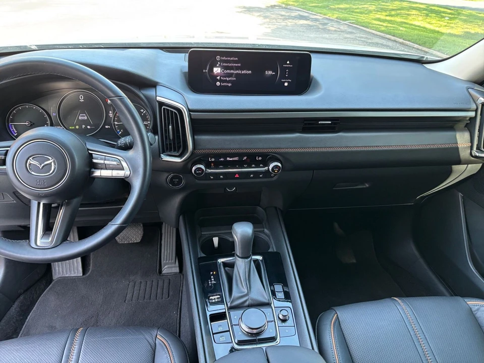 2025 Mazda CX-50 - Image 25 of 31