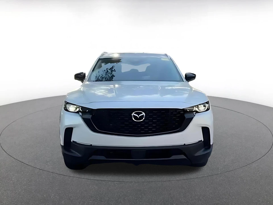 2025 Mazda CX-50 - Image 4 of 31
