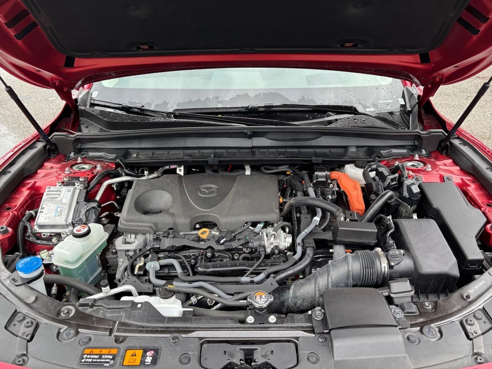 2025 Mazda CX-50 - Image 29 of 31