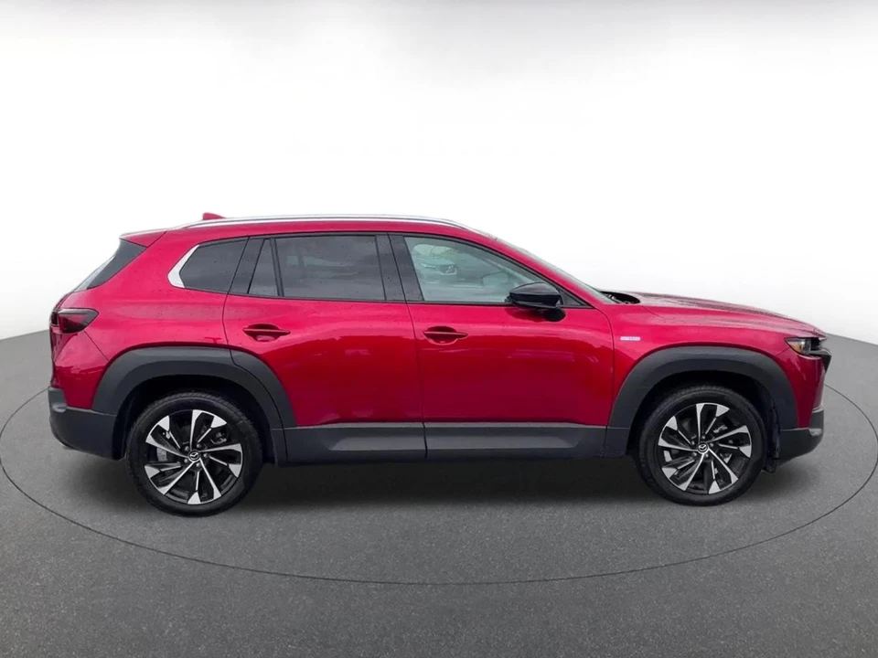 2025 Mazda CX-50 - Image 15 of 31