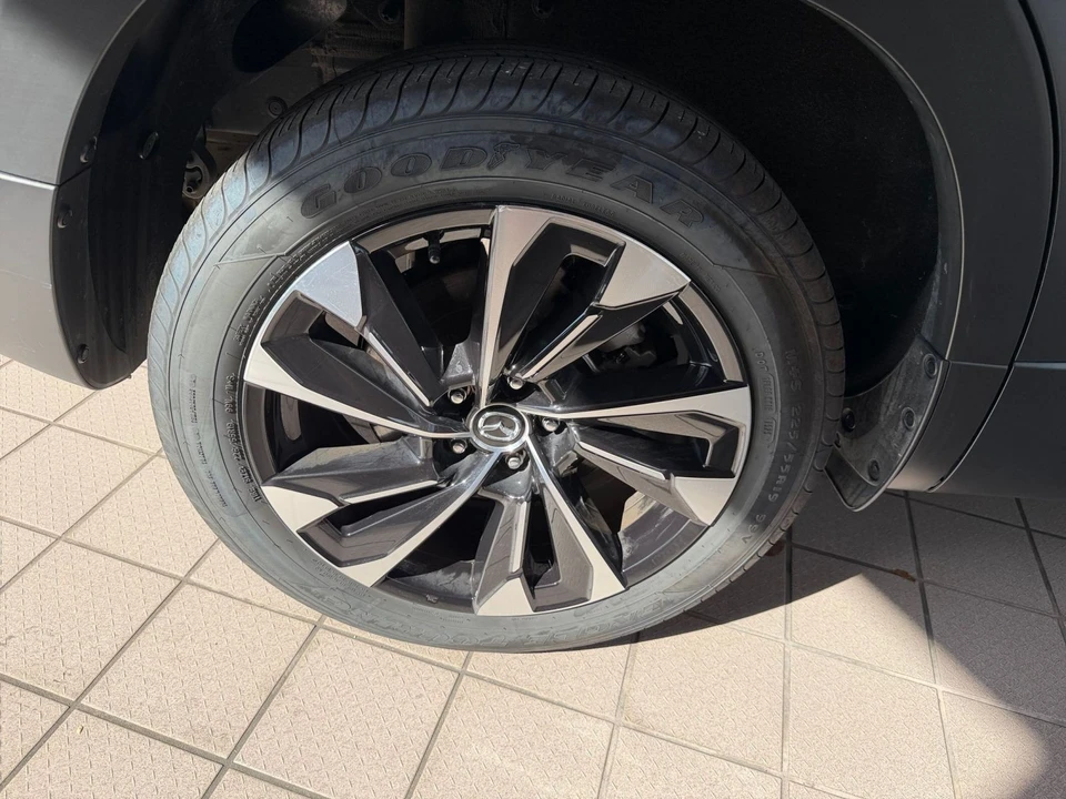 2025 Mazda CX-50 - Image 29 of 31