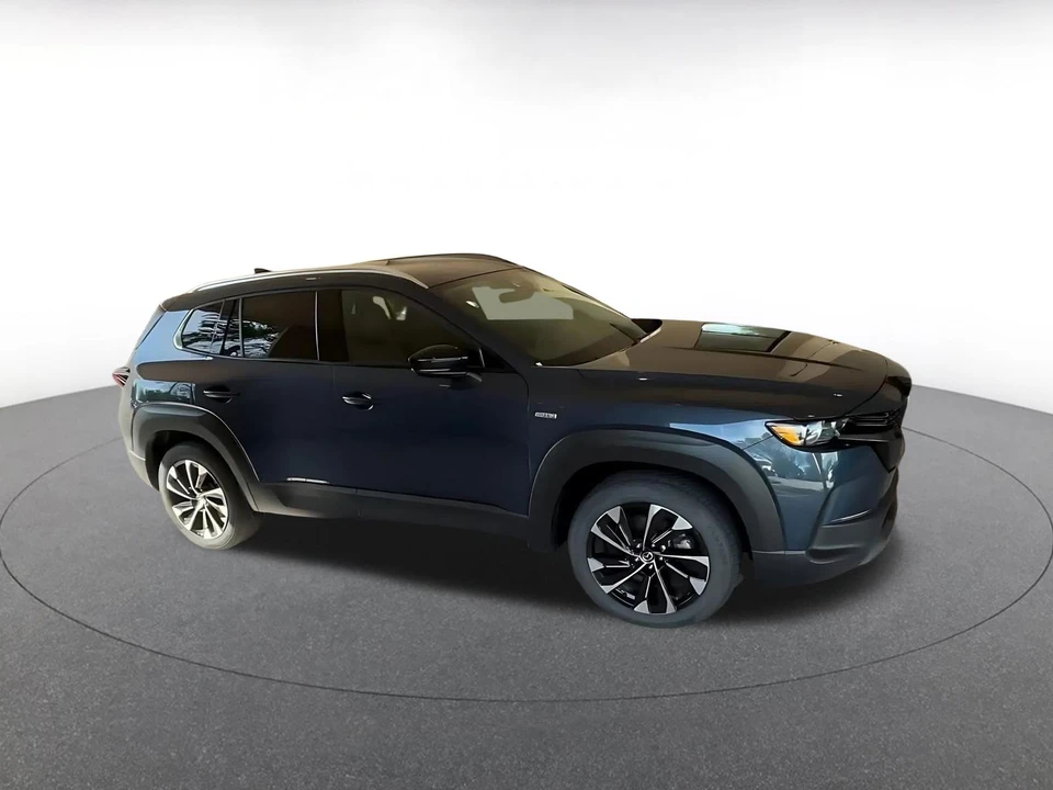 2025 Mazda CX-50 - Image 2 of 31