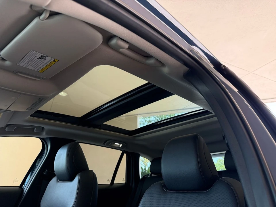 2025 Mazda CX-50 - Image 22 of 31