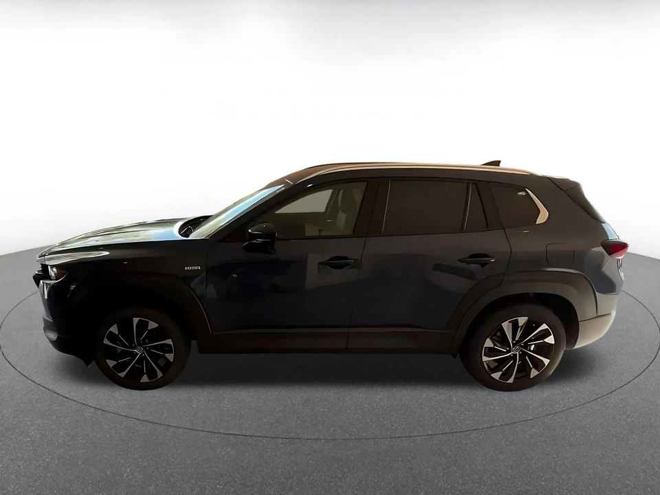 2025 Mazda CX-50 - Image 8 of 31