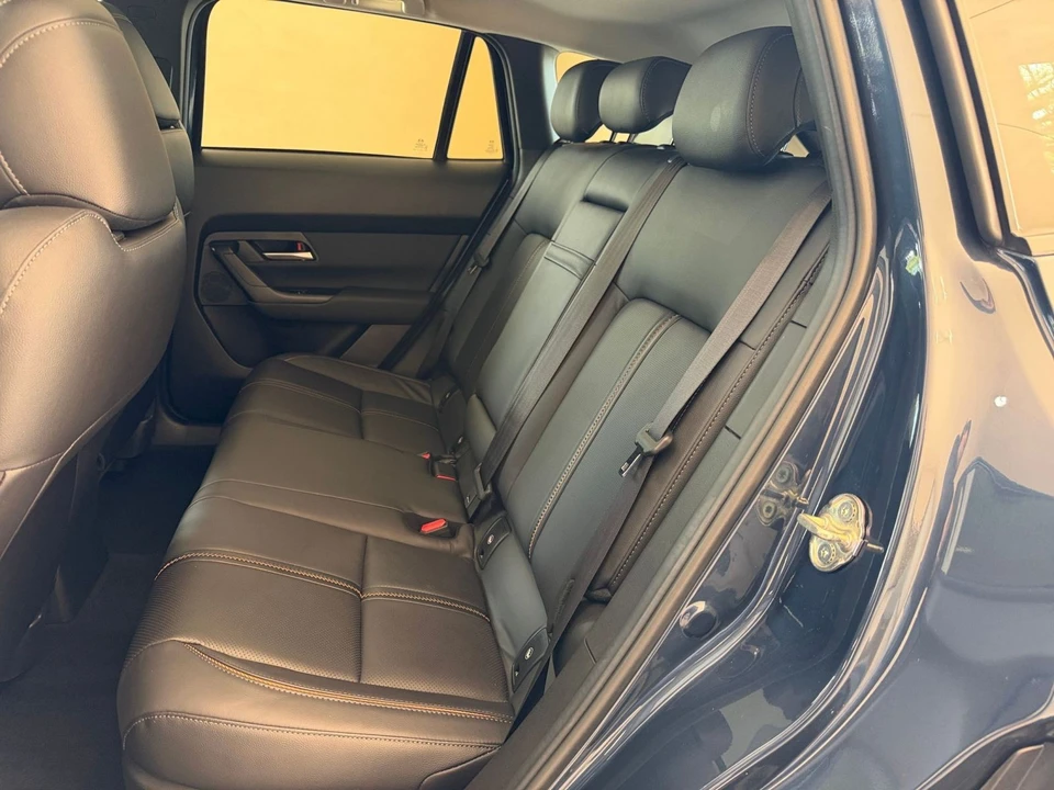 2025 Mazda CX-50 - Image 20 of 31