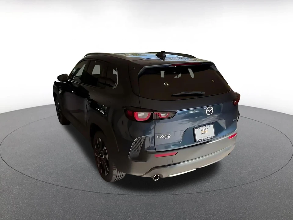 2025 Mazda CX-50 - Image 13 of 31