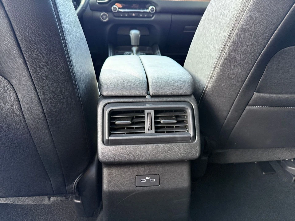 2025 Mazda CX-50 - Image 24 of 31