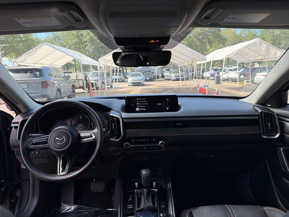 2025 Mazda CX-50 - Image 27 of 31