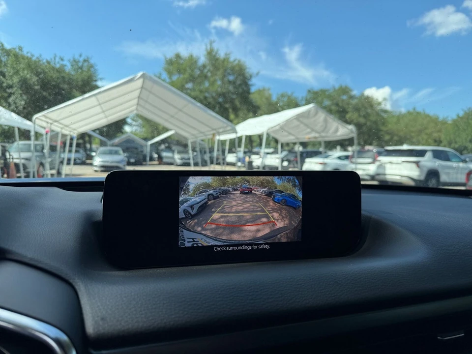 2025 Mazda CX-50 - Image 19 of 31
