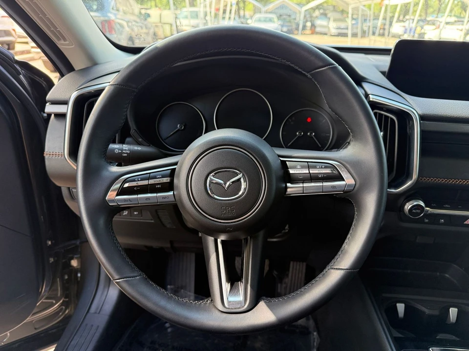 2025 Mazda CX-50 - Image 22 of 31