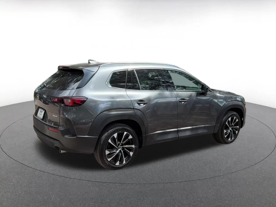 2025 Mazda CX-50 - Image 14 of 31