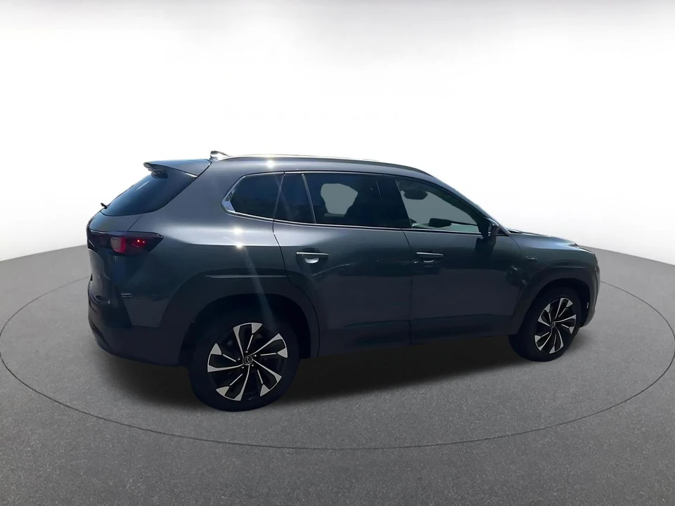 2025 Mazda CX-50 - Image 14 of 31