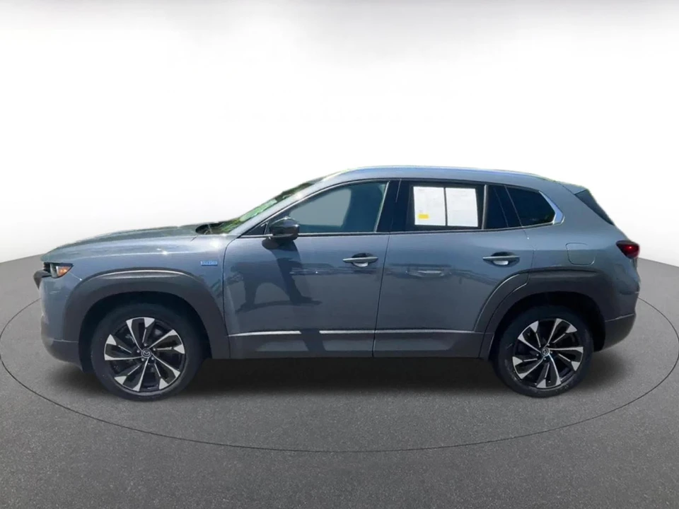 2025 Mazda CX-50 - Image 8 of 31