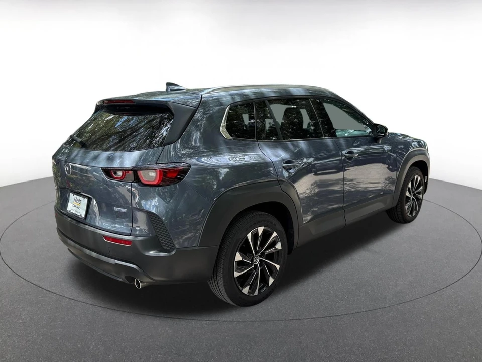 2025 Mazda CX-50 - Image 14 of 25