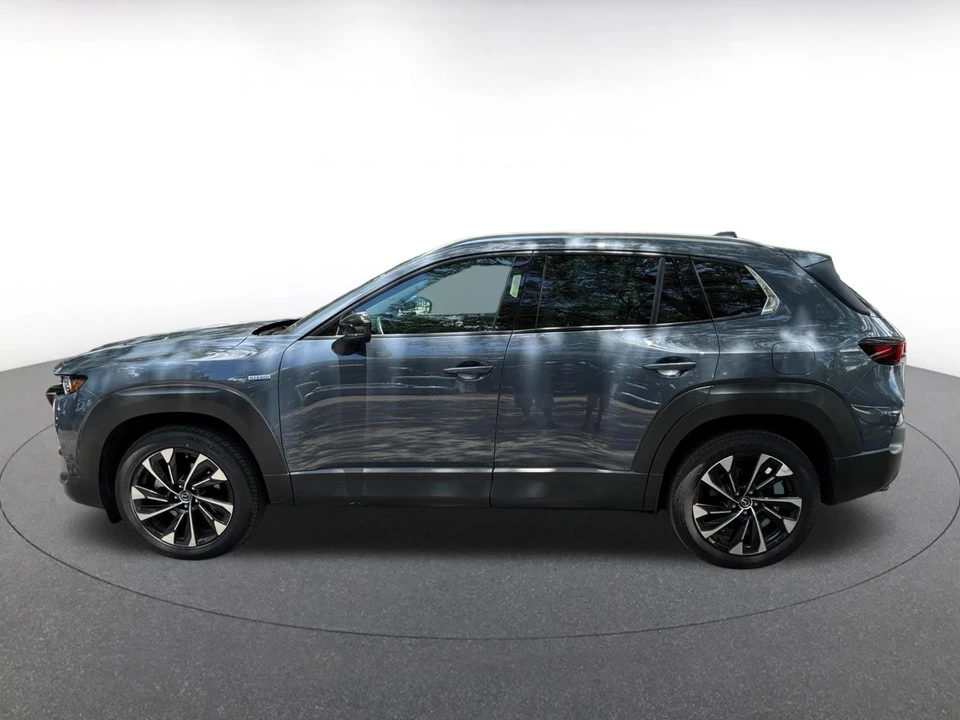 2025 Mazda CX-50 - Image 9 of 25