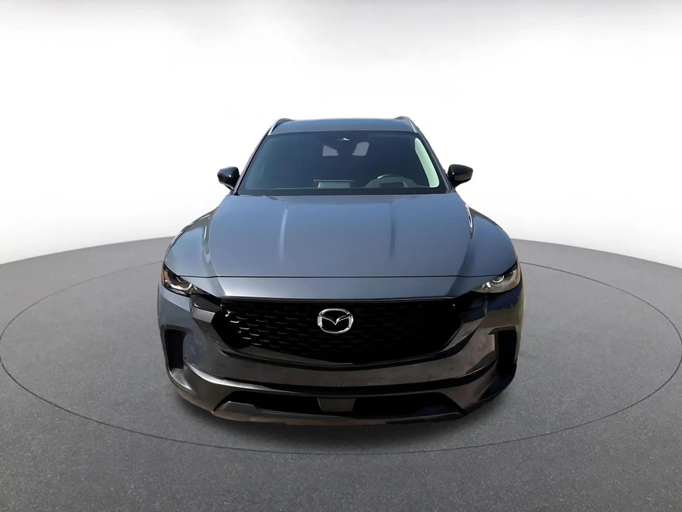2025 Mazda CX-50 - Image 4 of 31