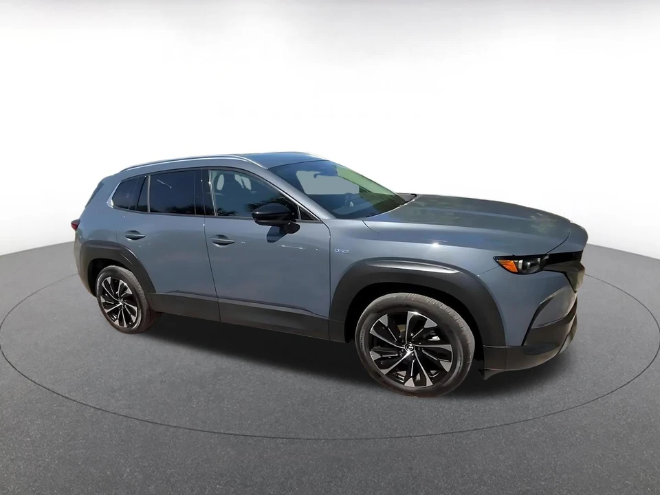 2025 Mazda CX-50 - Image 2 of 31
