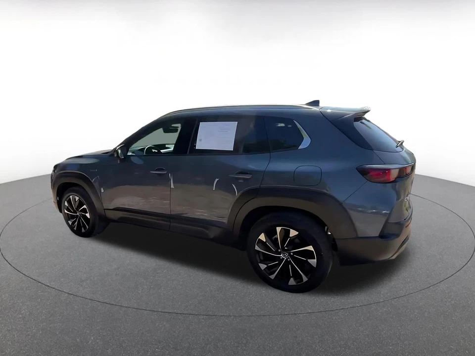 2025 Mazda CX-50 - Image 13 of 31