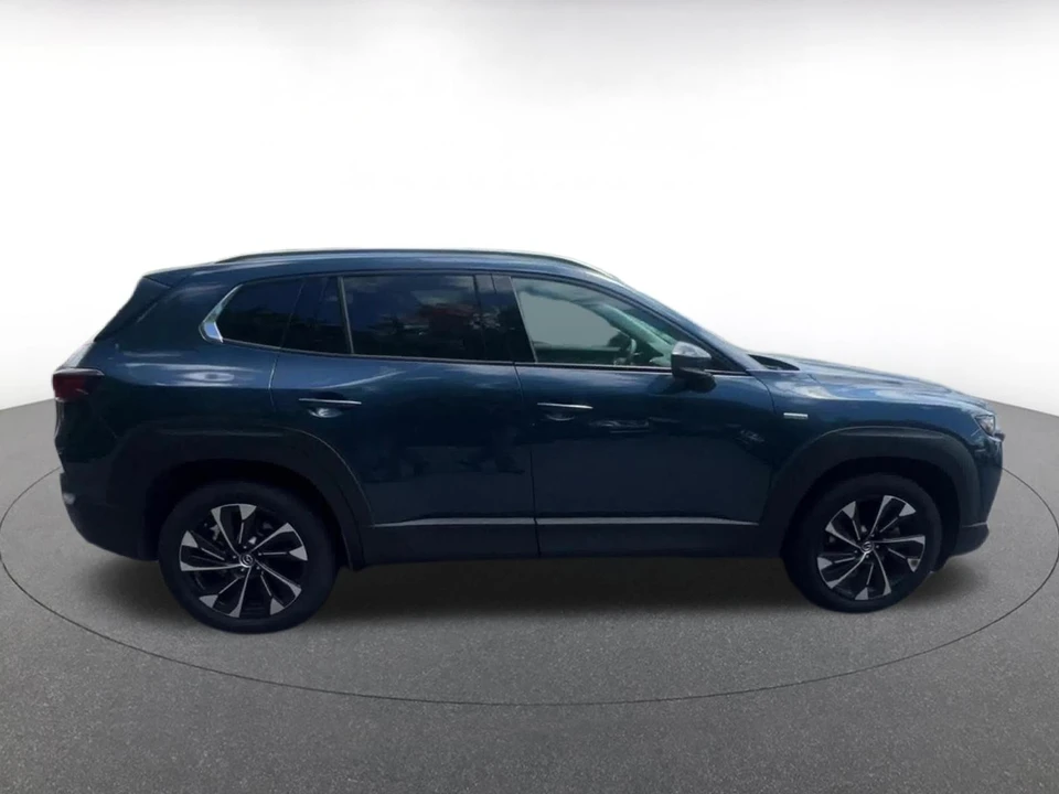 2025 Mazda CX-50 - Image 15 of 31