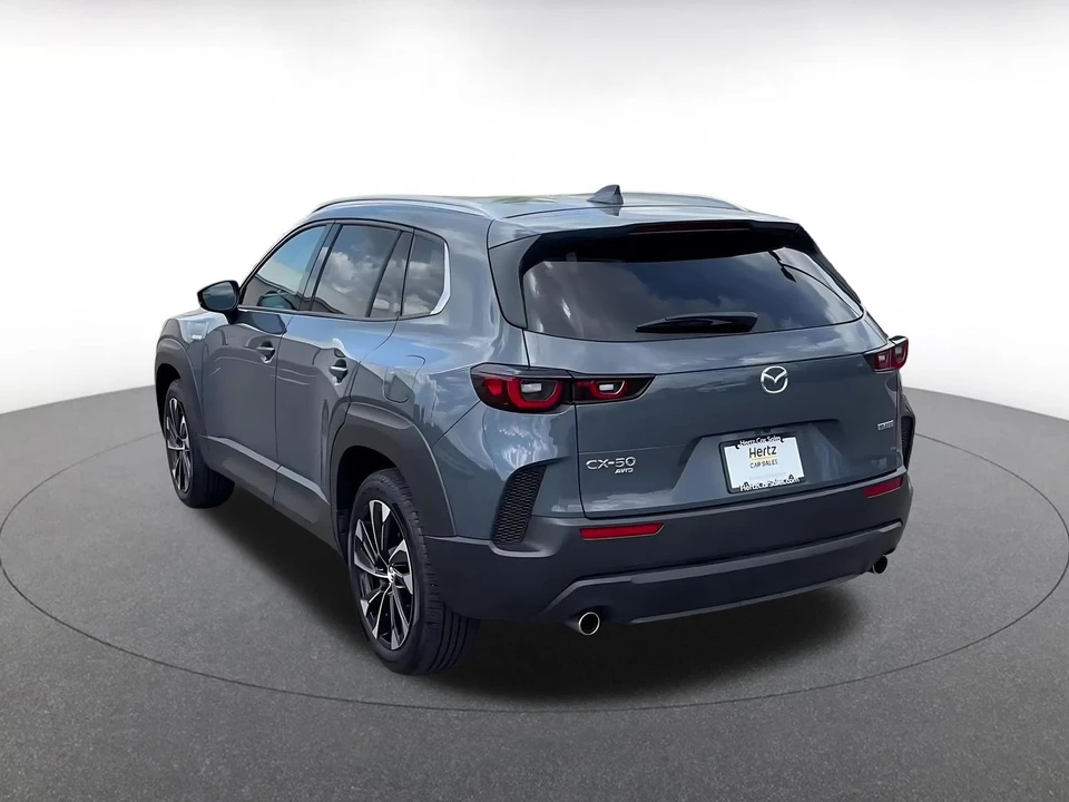2025 Mazda CX-50 - Image 9 of 31
