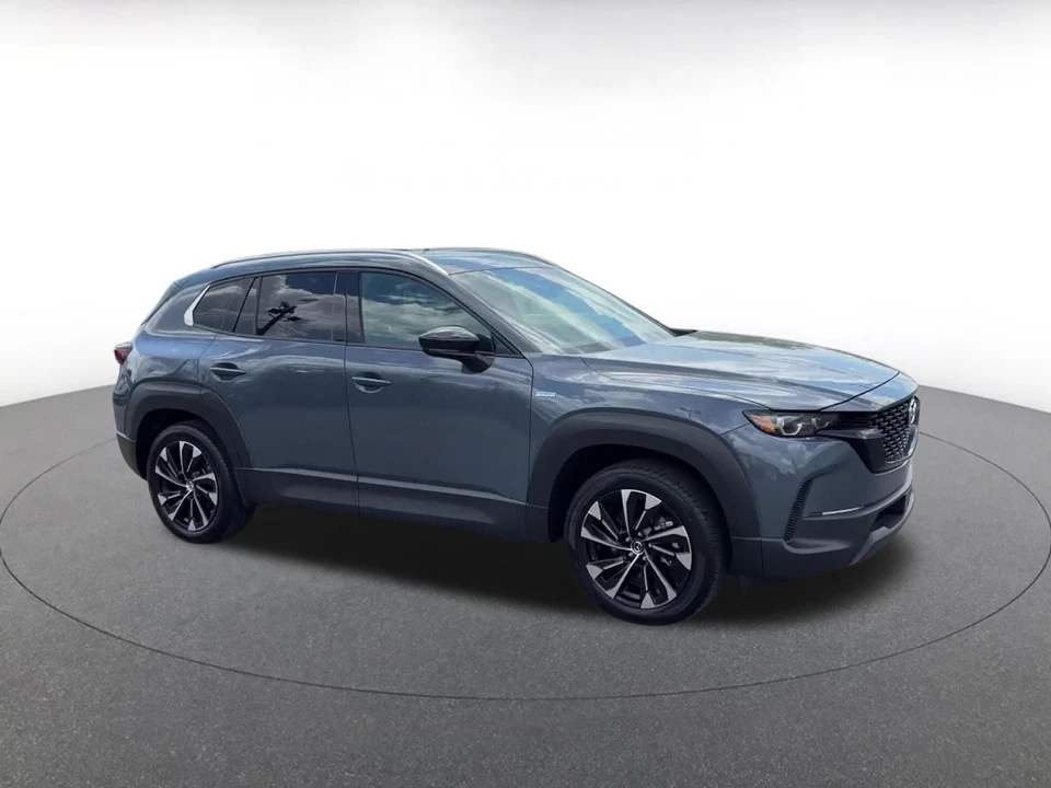 2025 Mazda CX-50 - Image 2 of 31