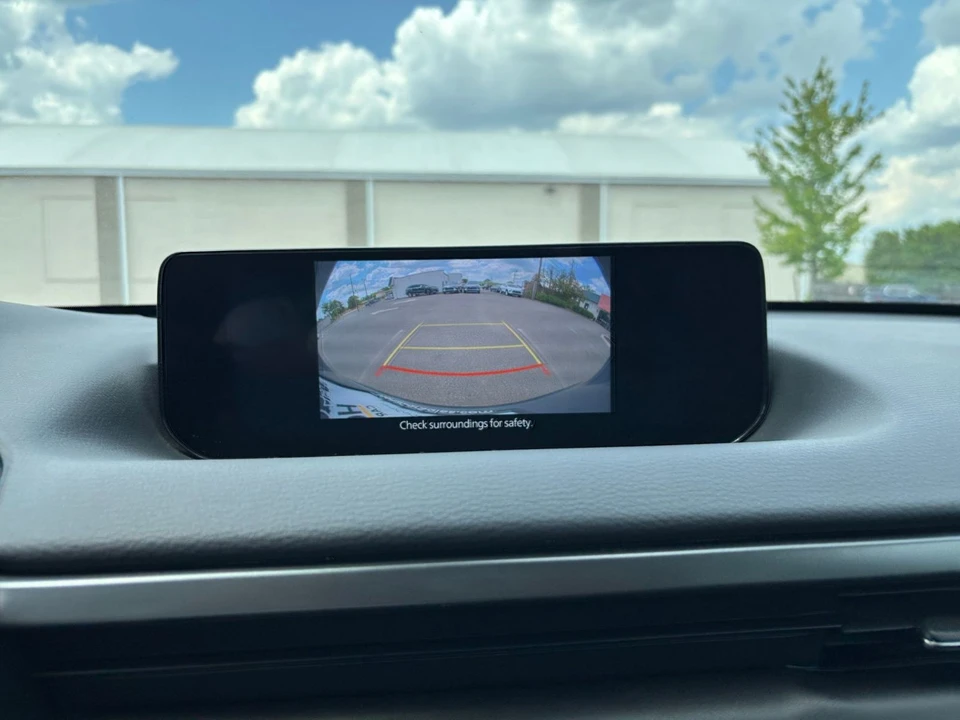 2025 Mazda CX-50 - Image 21 of 31