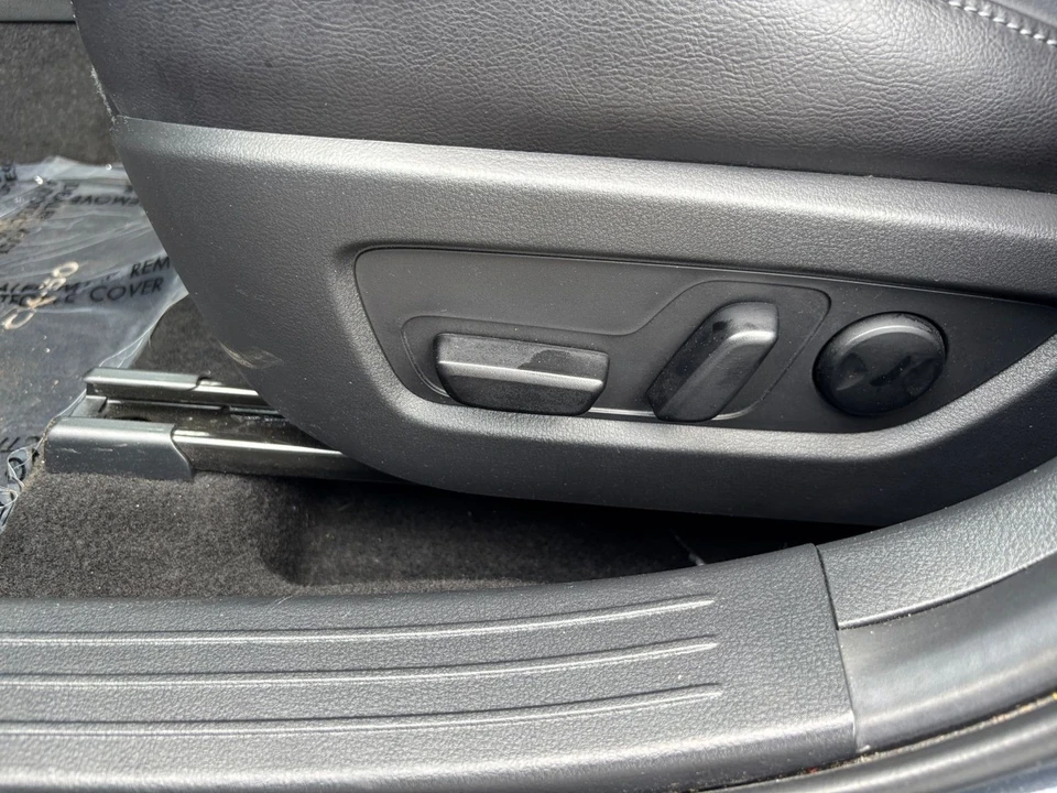 2025 Mazda CX-50 - Image 18 of 31