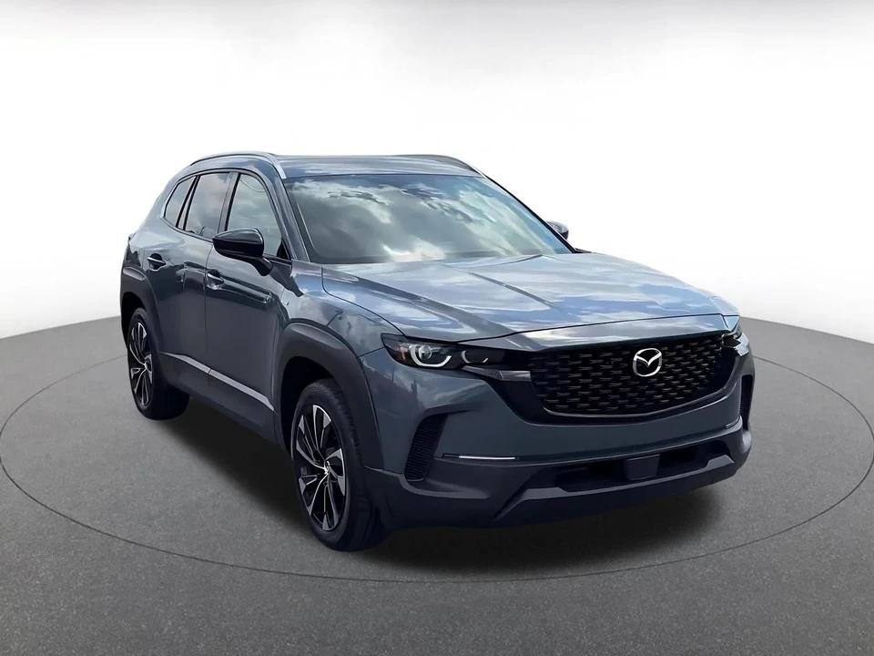 2025 Mazda CX-50 - Image 3 of 31