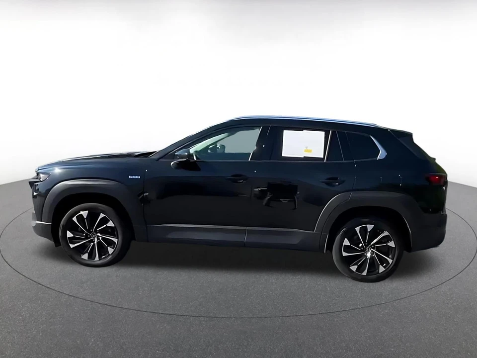 2025 Mazda CX-50 - Image 12 of 31