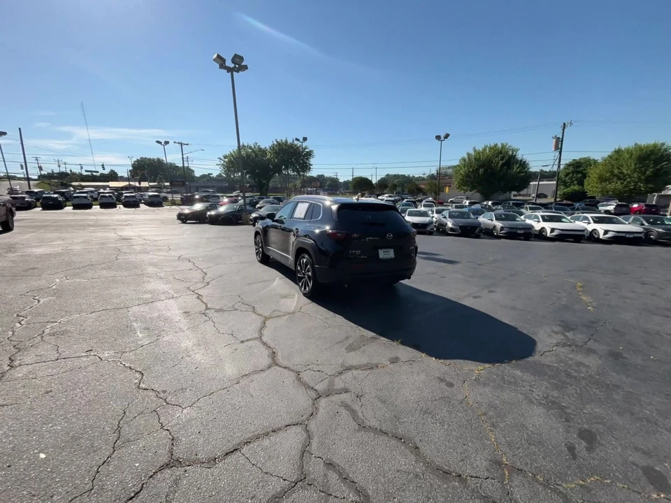 2025 Mazda - Image 14 of 31