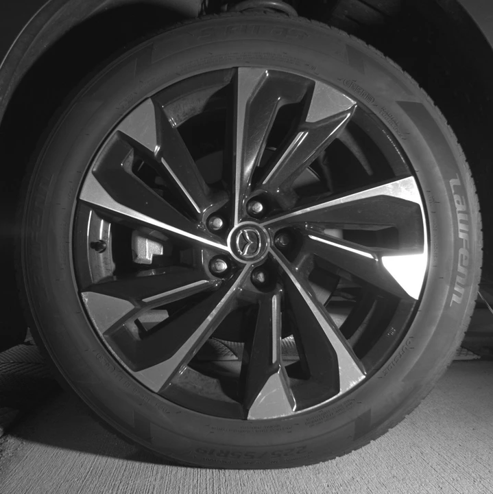 2025 Mazda CX-50 - Image 14 of 18