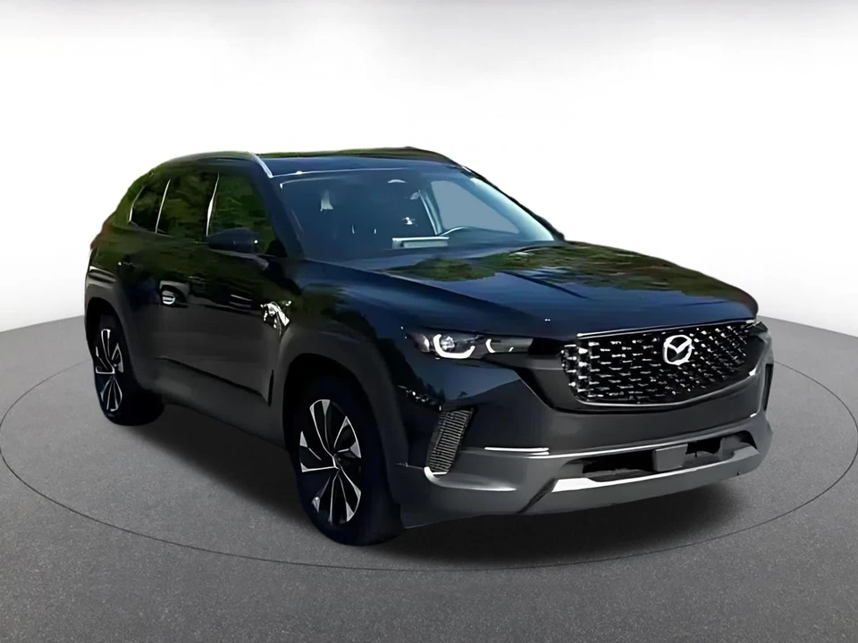 2025 Mazda CX-50 - Image 11 of 31