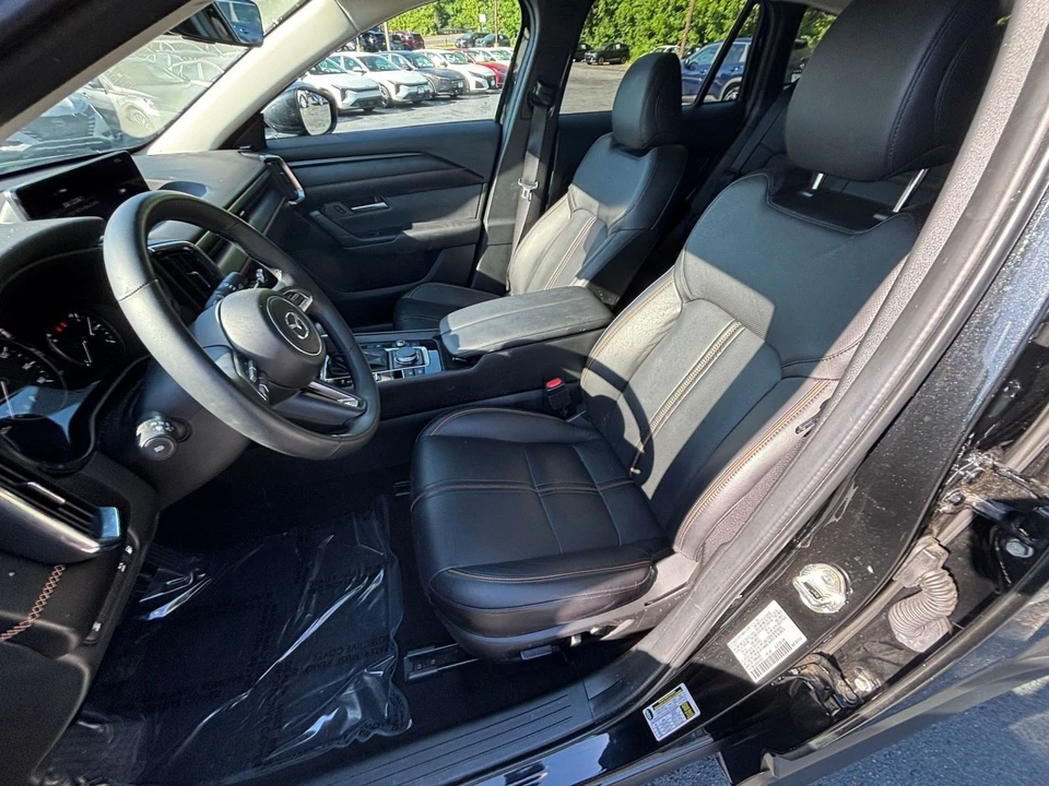 2025 Mazda - Image 29 of 31