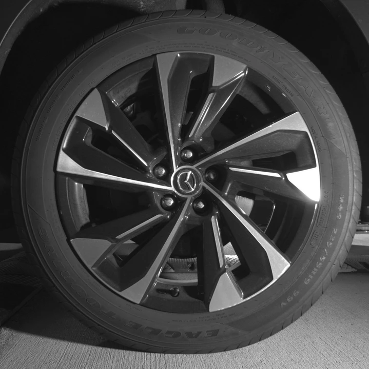 2025 Mazda CX-50 - Image 16 of 18